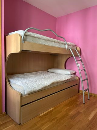 Literas madera 2 camas + cama extra