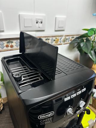 Cafetera DeLonghi Caffè Corso Negra