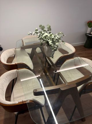 6 Sillas de Comedor de Madera y Tela Berlin