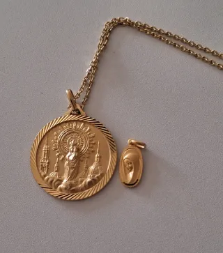 Medallas Virgen del Pilar y Virgen María
