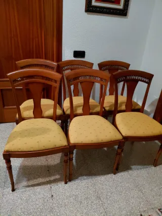Juego de 6 Sillas de Comedor de Madera
