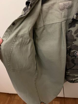 Giacca Zara militare con toppe e patchworks
