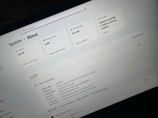 Portátil MSI GS66 10SE-051ES Gaming