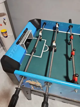 Futbolín de mesa para jóvenes y adultos