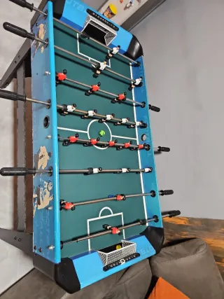 Futbolín de mesa para jóvenes y adultos