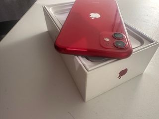iPhone 11 Rojo 64GB
