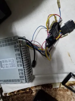 Caratula más radio 1 Dimm