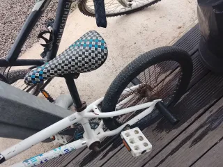 Bici BMX GT Slammer Blanca y Azul