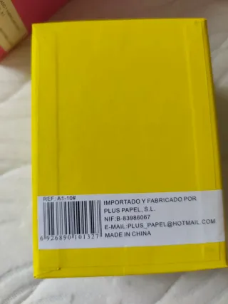 Cajas de regalo decoradas con flores