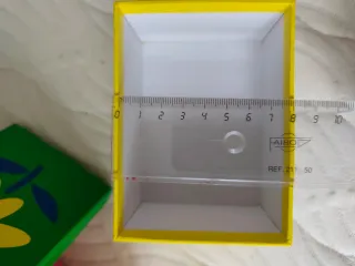 Cajas de regalo decoradas con flores