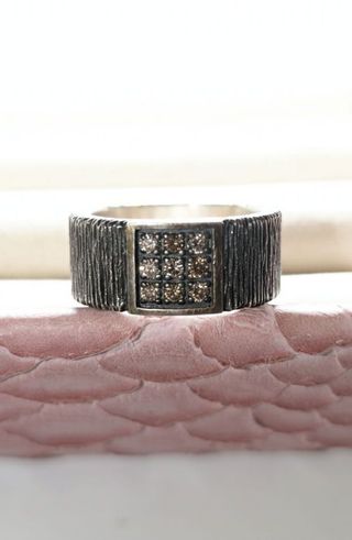 Anillo Monge Joyeros - Plata y 9 Diamantes Cognac