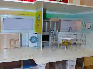 Casita de muñecas Rainbow High