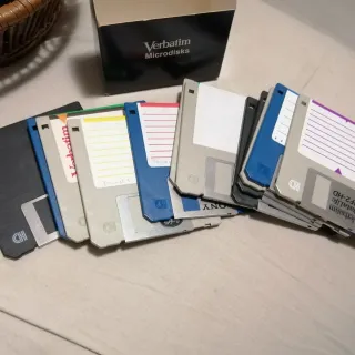 Scatola 12 Floppy Disk MF2-HD