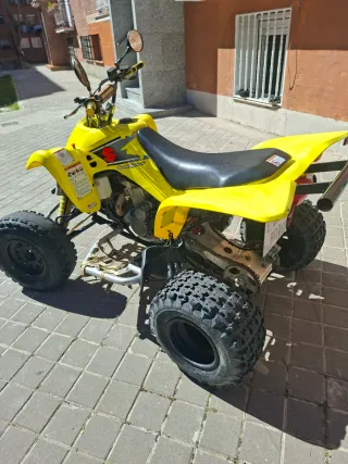 Quad Suzuki LTZ400 Amarillo