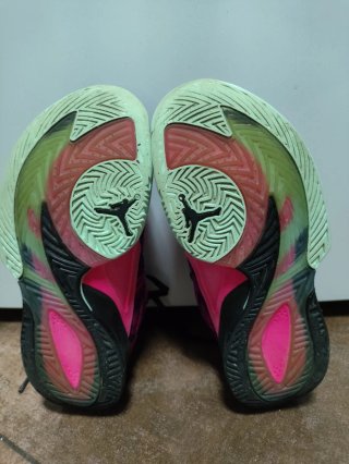 Zapatillas Baloncesto Luka 3 Jordan Morado Rosa