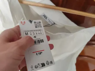 Top asimétrico blanco talla única