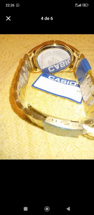 Reloj Casio Analógico Dorado y Negro