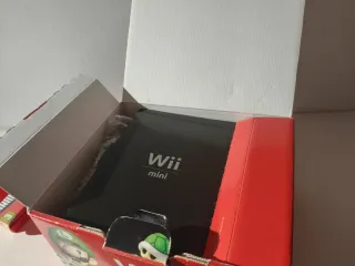 Wii mini + Super Mario Bros