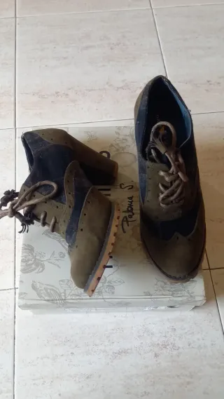 Zapatos de tacón azul y verde. Nicethings. T 38