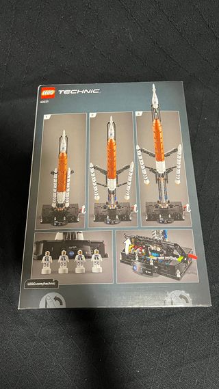 LEGO Technic 42221 NASA Artemis SLS