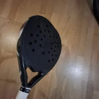 Pala de pádel edición limitada,fibra de carbono