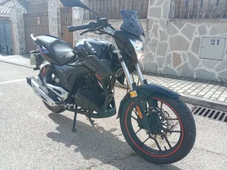 Rieju Strada 125 Negra