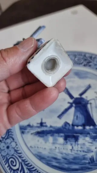 Plato Royal Delft y salero molino-cerámica