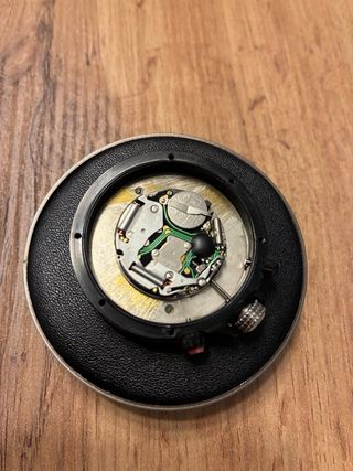 Reloj DKNY Negro y Plata.