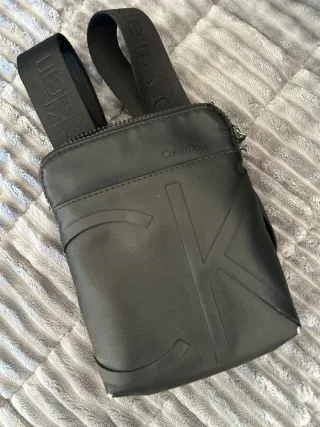 Bandolera Calvin Klein Negra Original