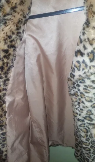 Abrigo estampado leopardo señora