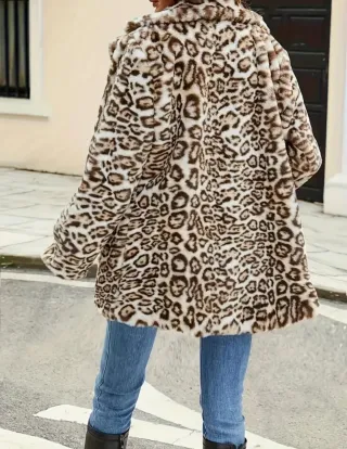 Abrigo estampado leopardo señora