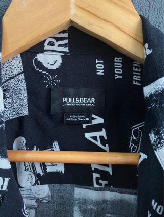 Camisa Pull&Bear preta