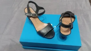 Sandalias Gianna Negras