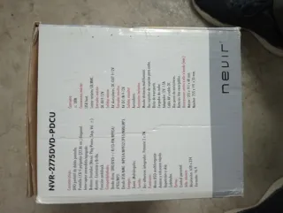 DVD Portátil Doble Pantalla Nevir 9