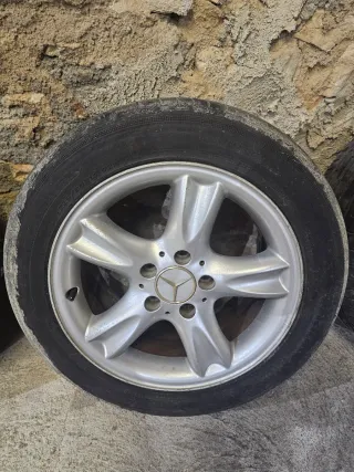 Llantas Mercedes