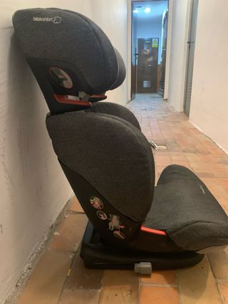 Silla de coche Bebé Confort.