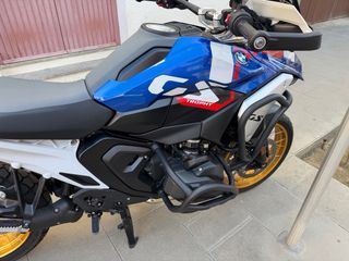BMW 1300GS Azul y Blanca