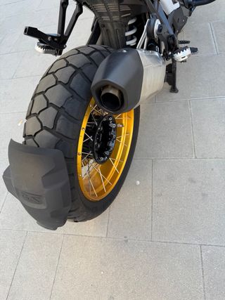 BMW 1300GS Azul y Blanca