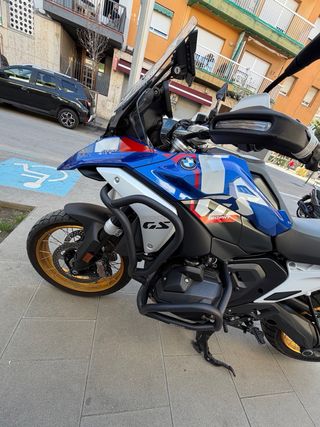 BMW 1300GS Azul y Blanca