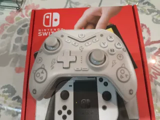 Nintendo Switch OLED Blanca HECHIZADA.