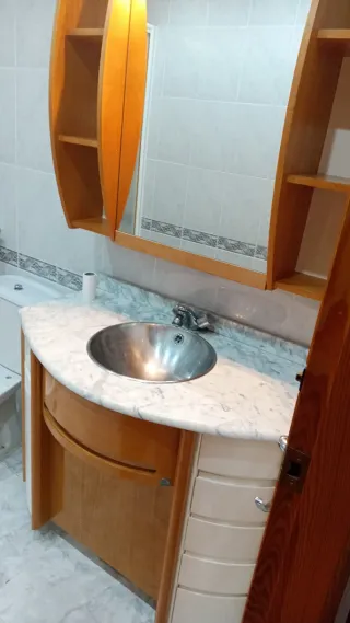 Mueble de baño completo madera y mármol
