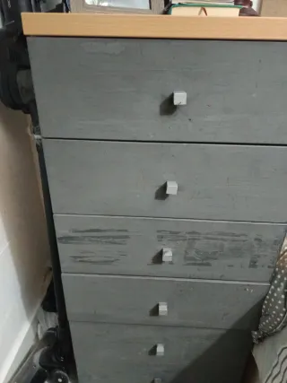 Cajonera de madera gris