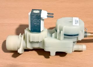 Electroválvula entrada lavavajillas Candy 92748656