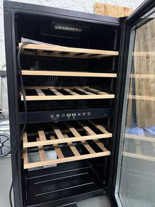 Vinoteca Moderna Nueva (Sommeliere)
