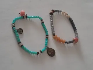 Lote de 10 pulseras variadas