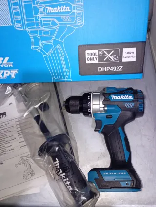 Taladro Percutor Makita DHP492Z 18V