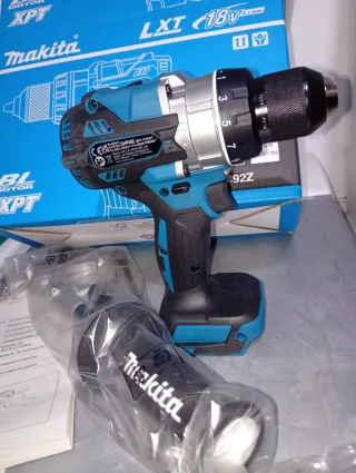 Taladro Percutor Makita DHP492Z 18V