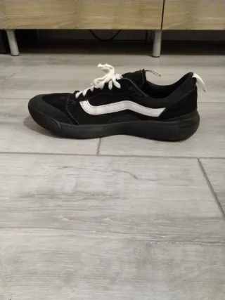 Zapatillas Vans Negras ultrarange Talla 43