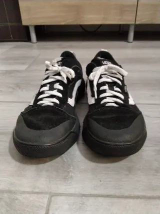 Zapatillas Vans Negras ultrarange Talla 43