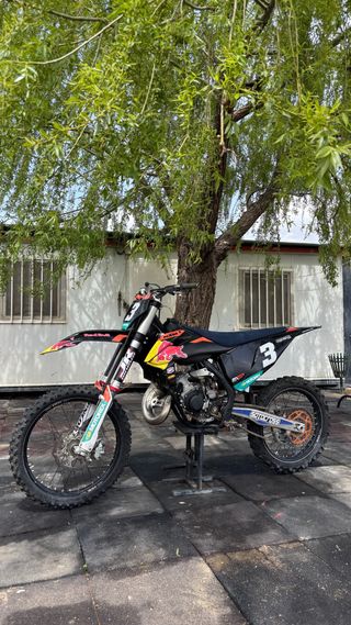 KTM 125
